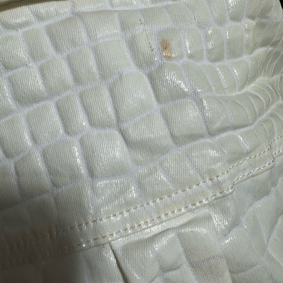 Good American Ivory Croc-Embossed Shirt - Picture 3 of 7